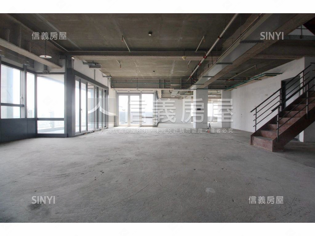 謙岳‧撥雲見日樓中樓房屋室內格局與周邊環境