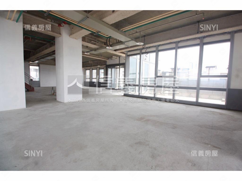 謙岳‧撥雲見日樓中樓房屋室內格局與周邊環境