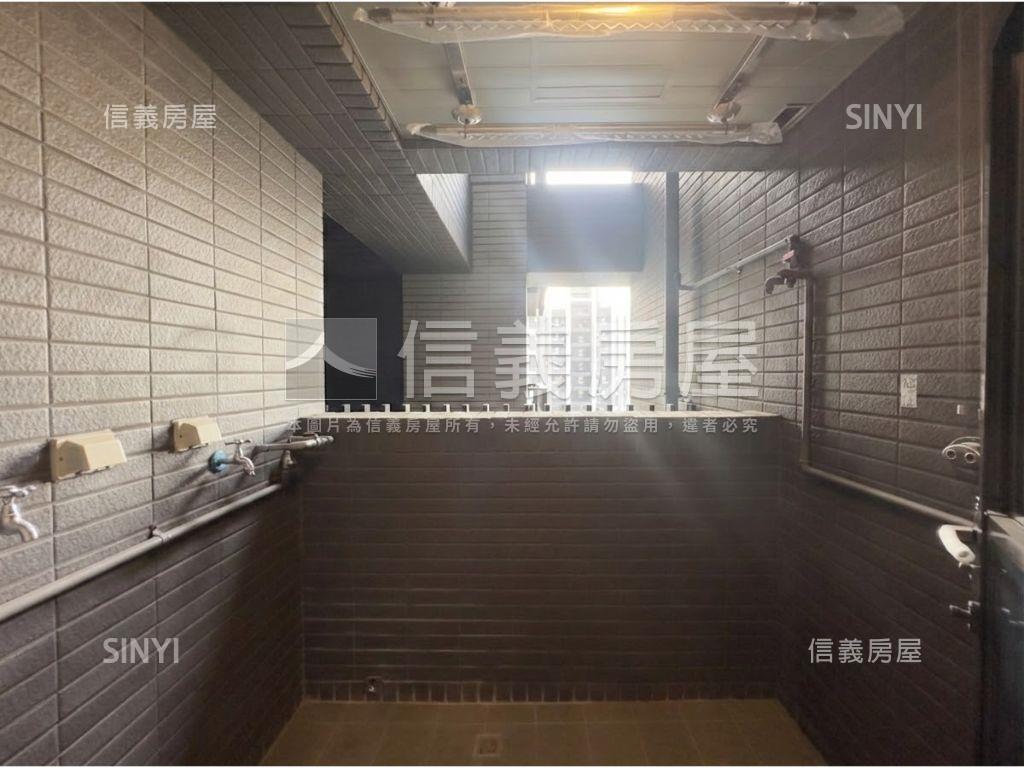 近北區遠雄高樓層三房平車房屋室內格局與周邊環境