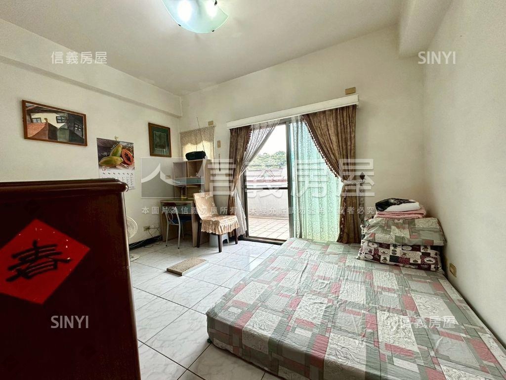 桐林國小旁前後臨路別墅房屋室內格局與周邊環境