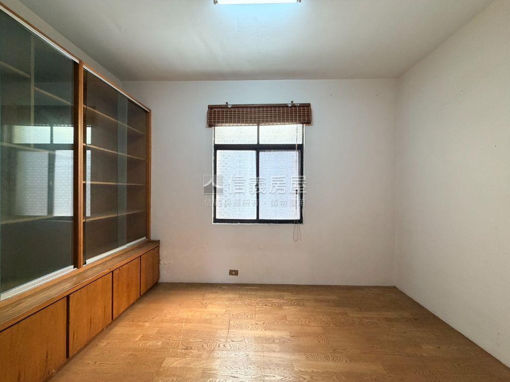 科工館陽明商圈有車庫透天房屋室內格局與周邊環境