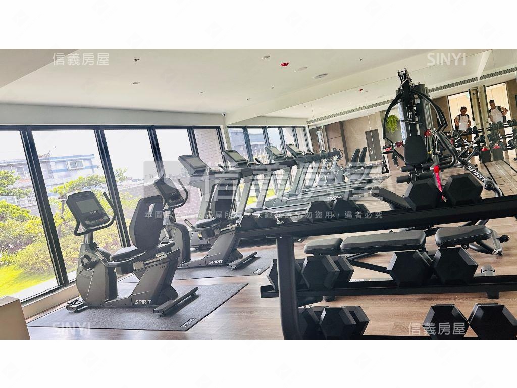 忠泰繪高樓後棟朝南景觀房屋室內格局與周邊環境