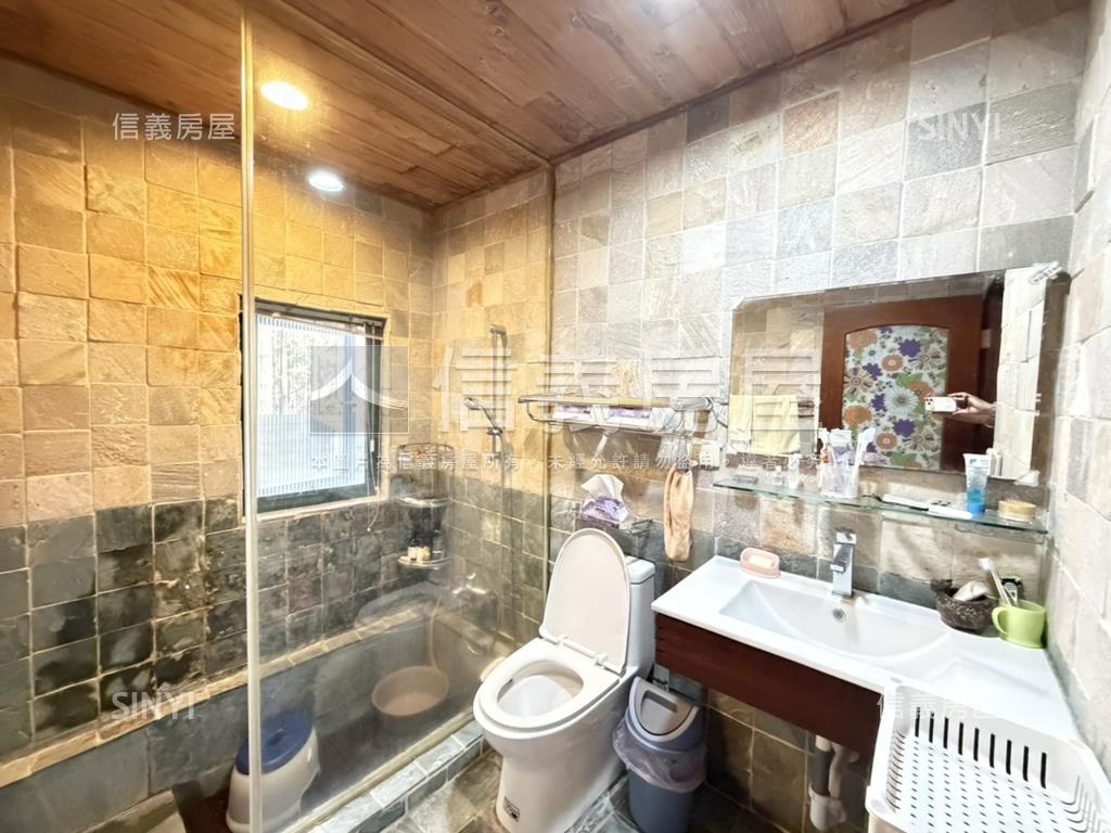 南庄生活圈周邊買地送木屋房屋室內格局與周邊環境