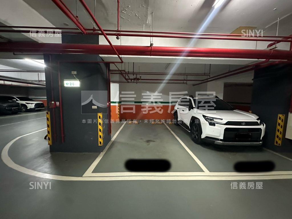 稀有築城經典舒適大空間房屋室內格局與周邊環境