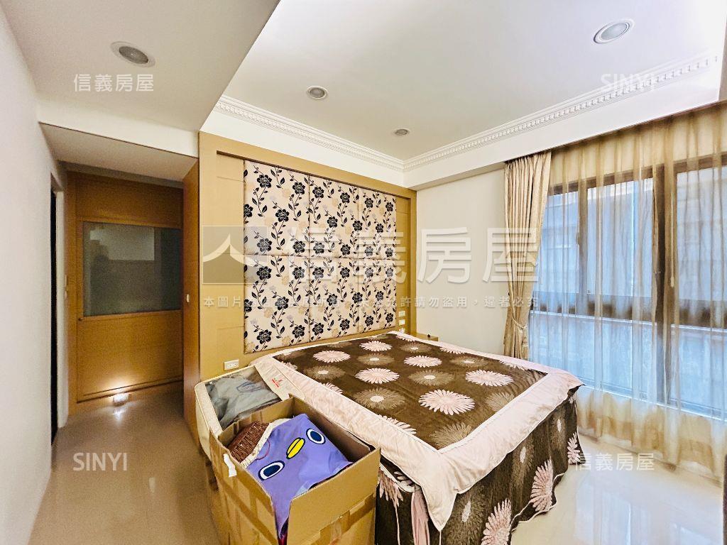 稀有築城經典舒適大空間房屋室內格局與周邊環境