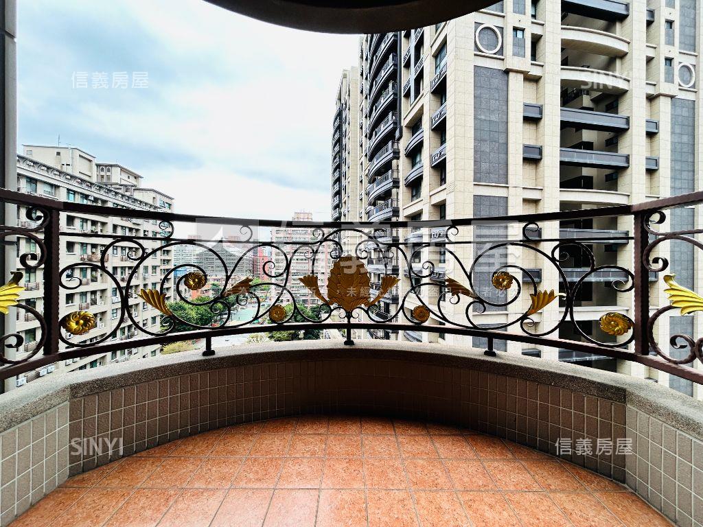 稀有築城經典舒適大空間房屋室內格局與周邊環境