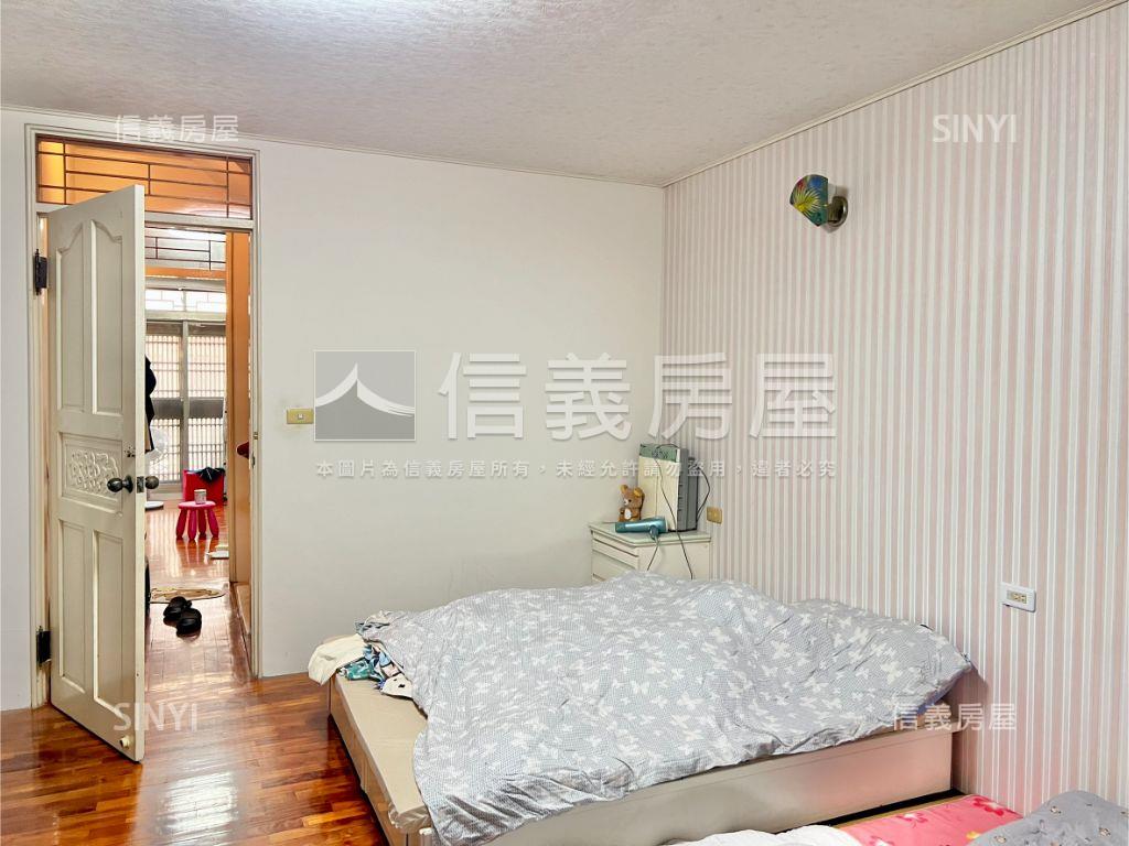 稀有！建平九街大車位別墅房屋室內格局與周邊環境