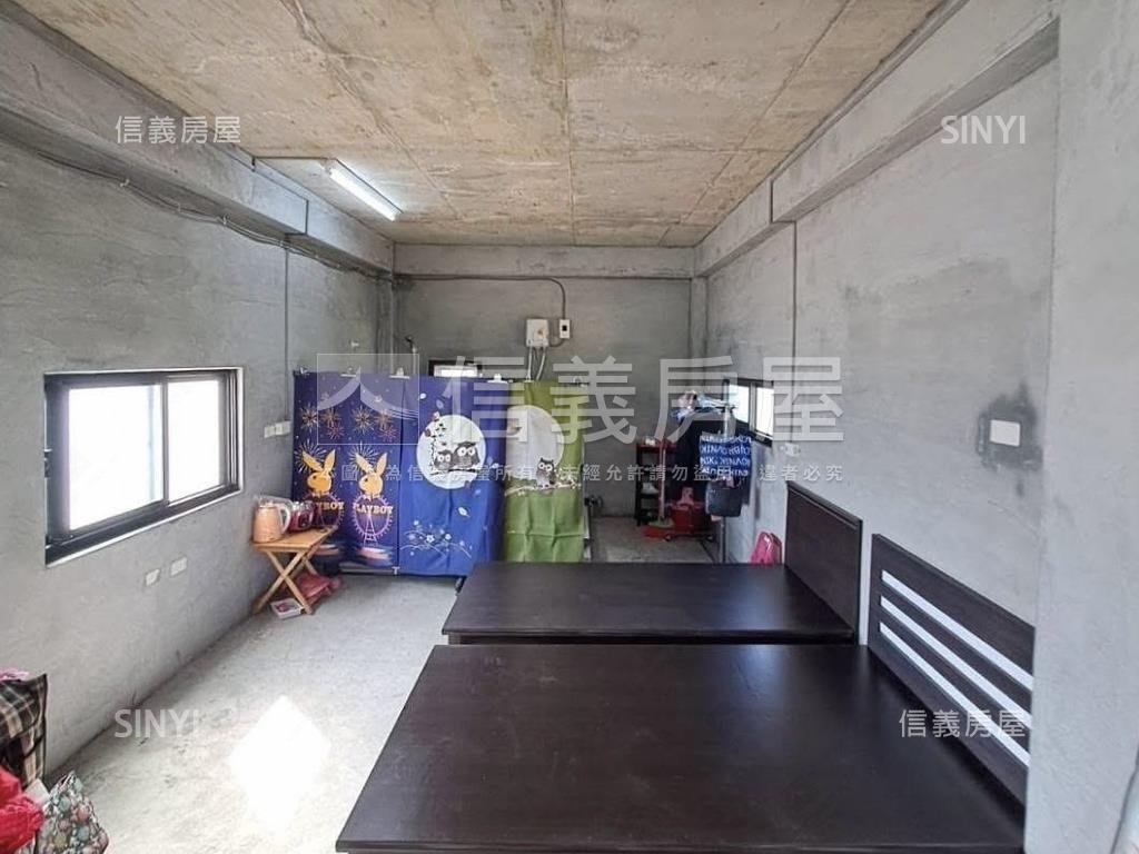 俗！墾丁度假小屋買送地房屋室內格局與周邊環境