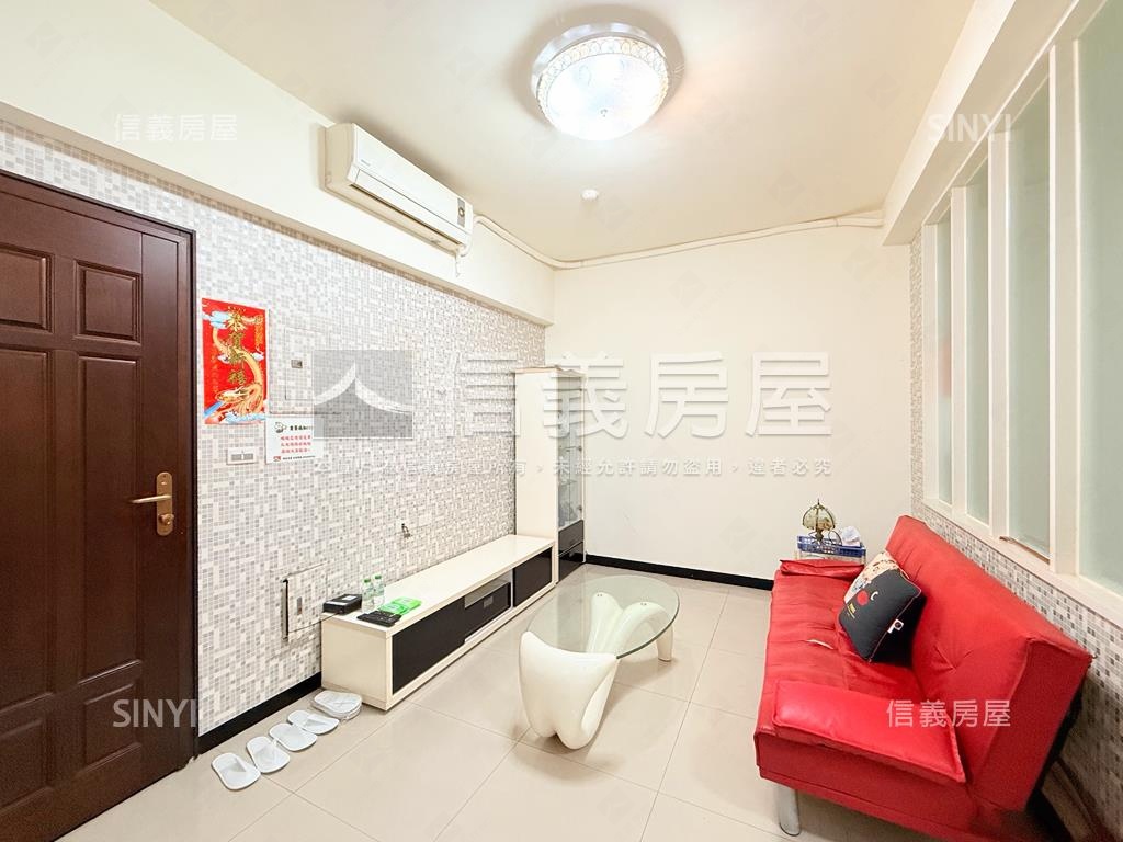 美術館低總價稀有兩房宅房屋室內格局與周邊環境