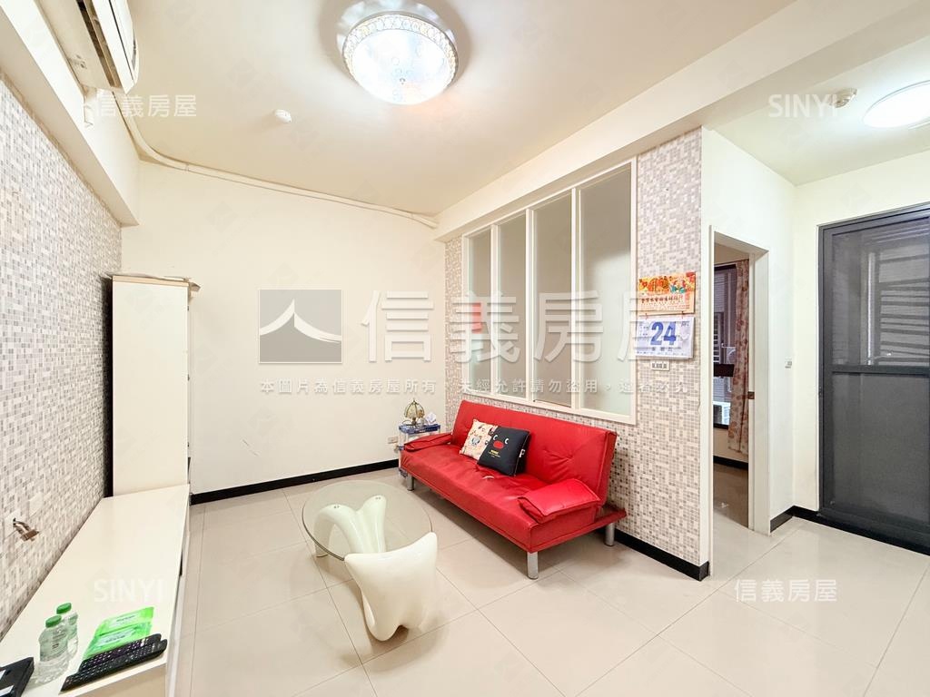 美術館低總價稀有兩房宅房屋室內格局與周邊環境