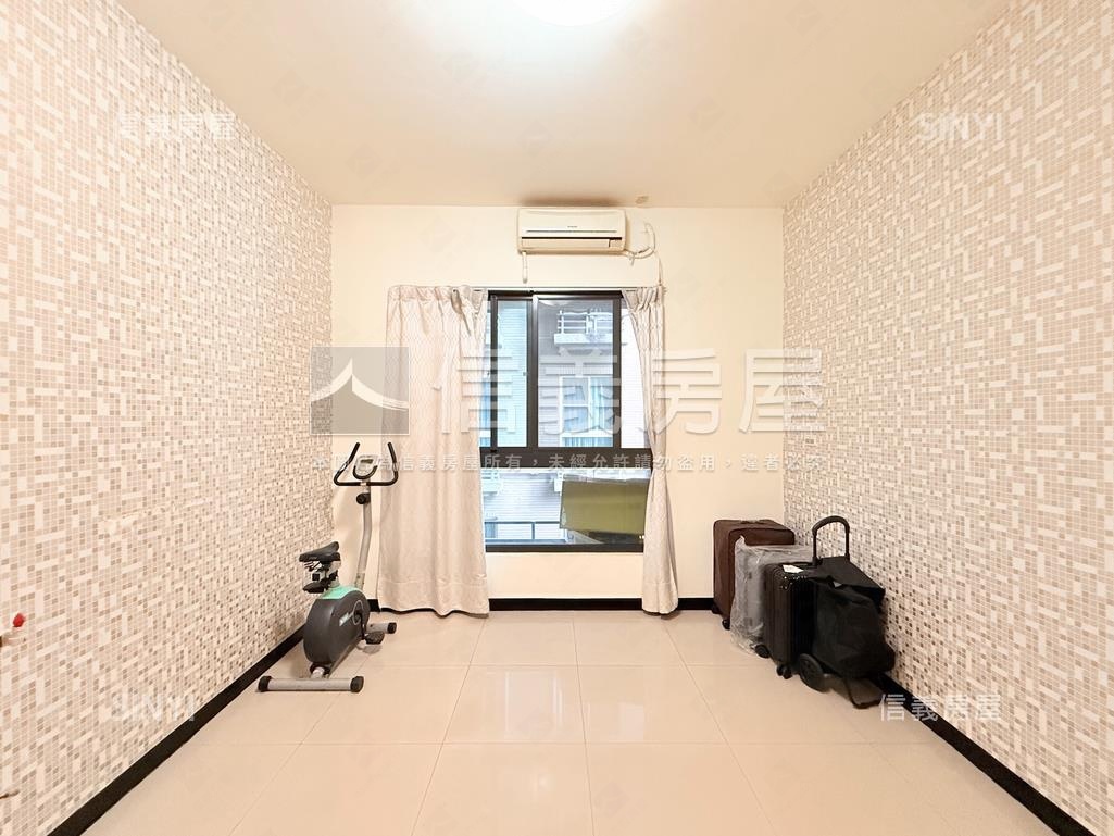 美術館低總價稀有兩房宅房屋室內格局與周邊環境