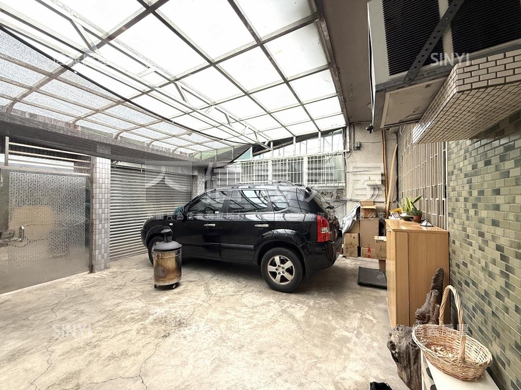 南崁機能佳大地坪透天房屋室內格局與周邊環境