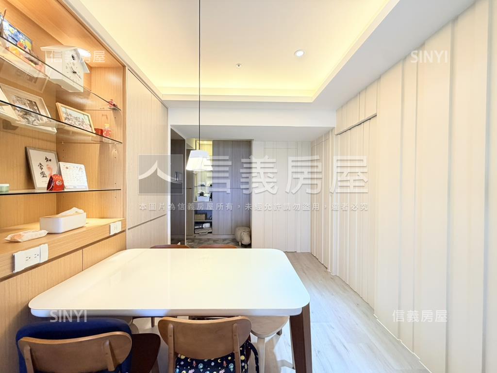 仰真。山河景致３房房屋室內格局與周邊環境