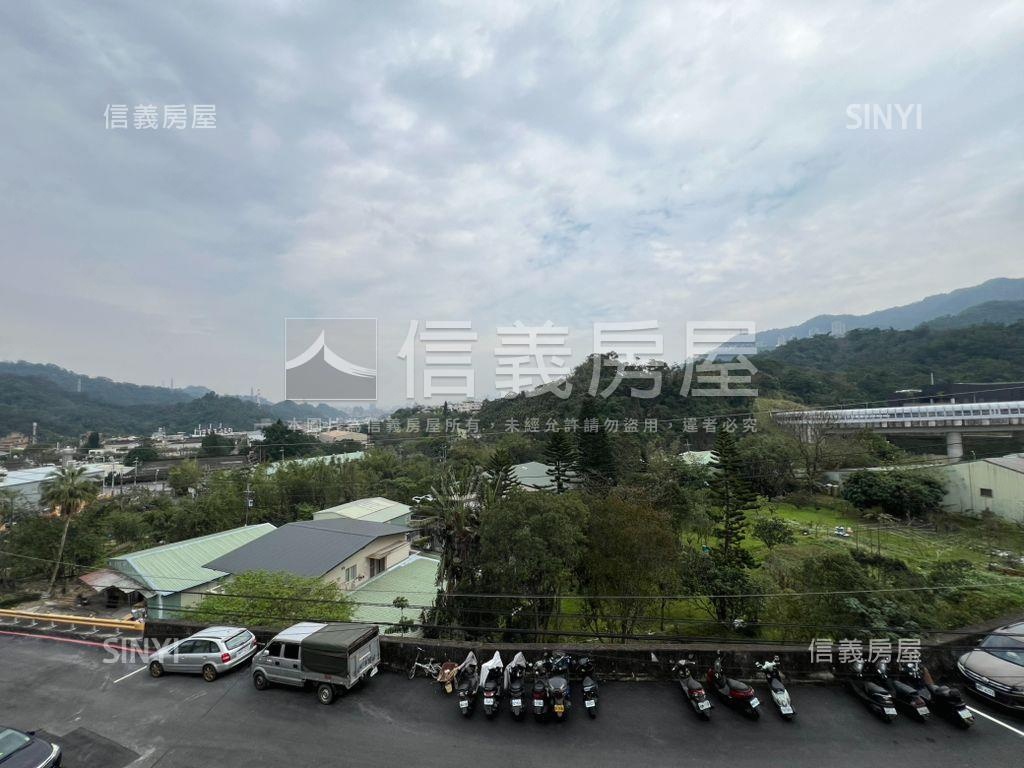 頂好社區視野遼闊透天房屋室內格局與周邊環境