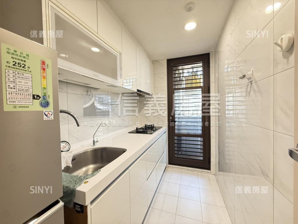 ［新］副都心宏璟高端兩房房屋室內格局與周邊環境