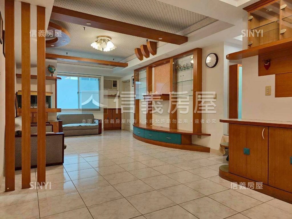 百年好合１７樓附坡平車位房屋室內格局與周邊環境