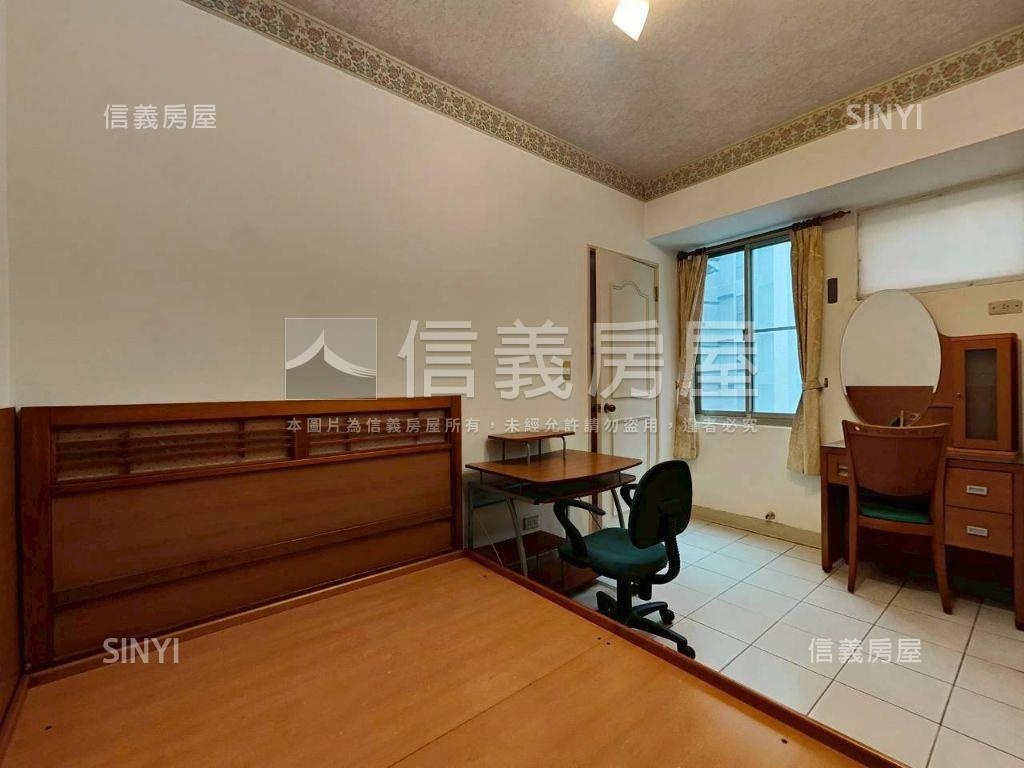 百年好合１７樓附坡平車位房屋室內格局與周邊環境