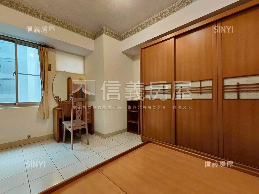 百年好合１７樓附坡平車位房屋室內格局與周邊環境