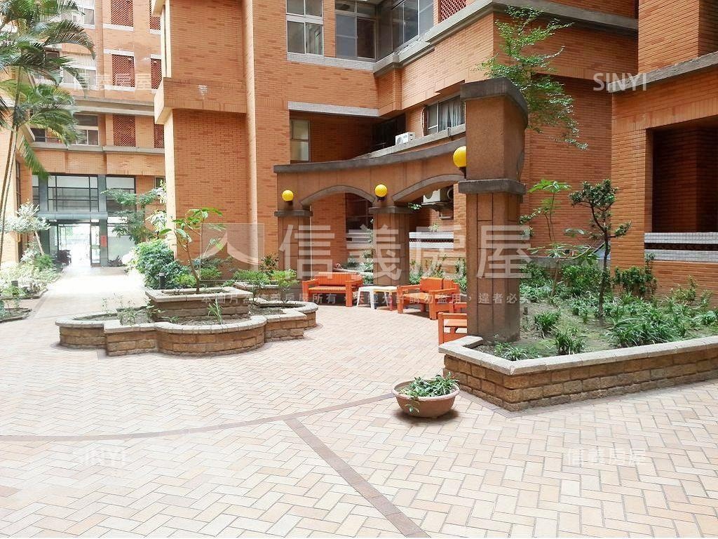 大時代小資兩房房屋室內格局與周邊環境