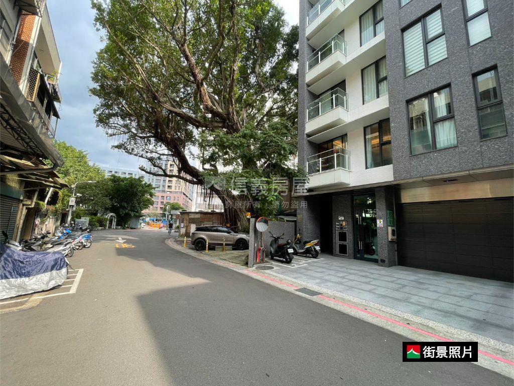新★圓山捷運面寬純一樓房屋室內格局與周邊環境