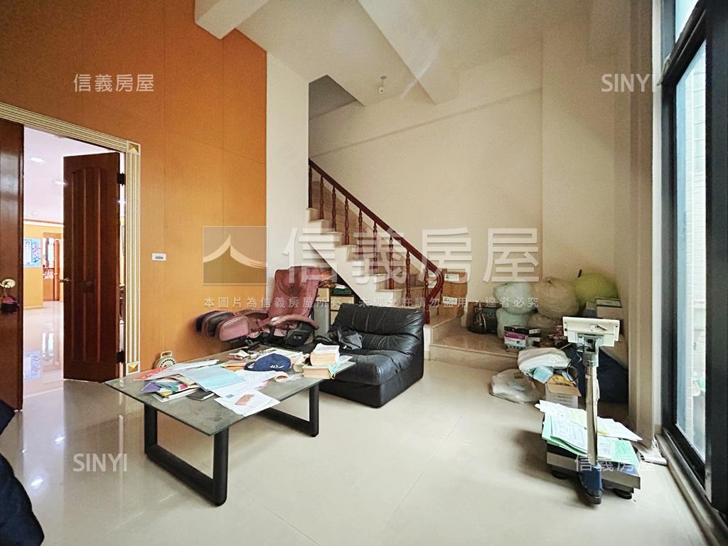 文山特區Ｇ３診所面寬透店房屋室內格局與周邊環境