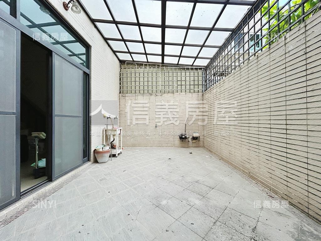 文山特區Ｇ３診所面寬透店房屋室內格局與周邊環境