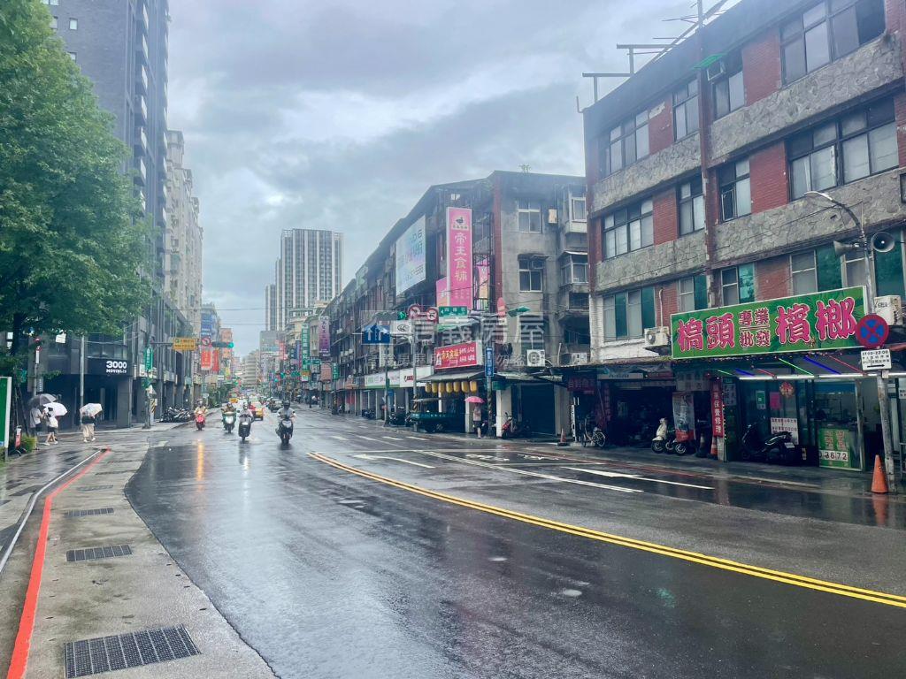 地球村３房歡迎賞屋房屋室內格局與周邊環境