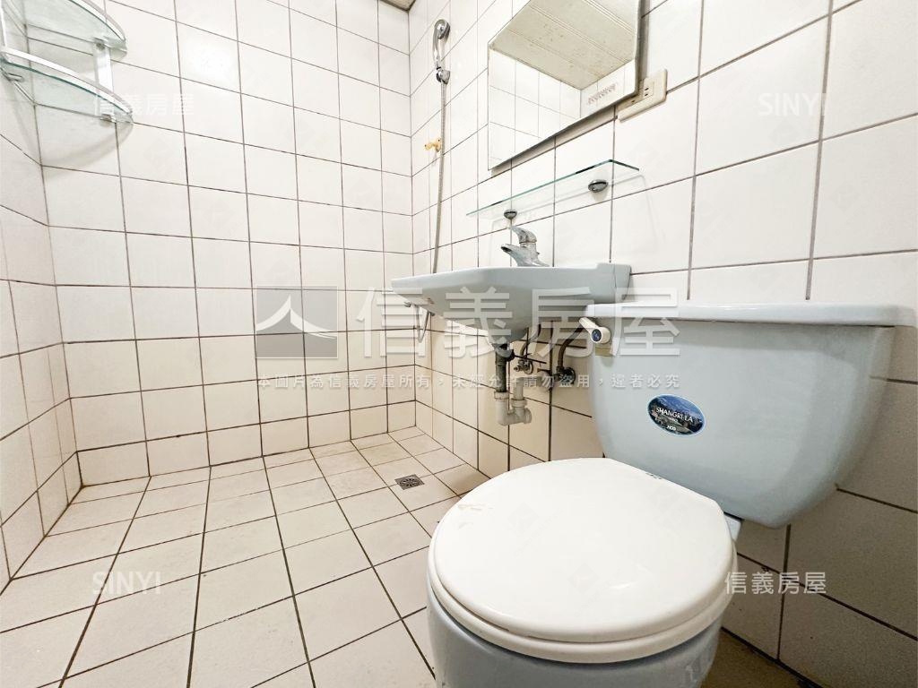 ３樓公寓。獨洗獨曬４套房房屋室內格局與周邊環境