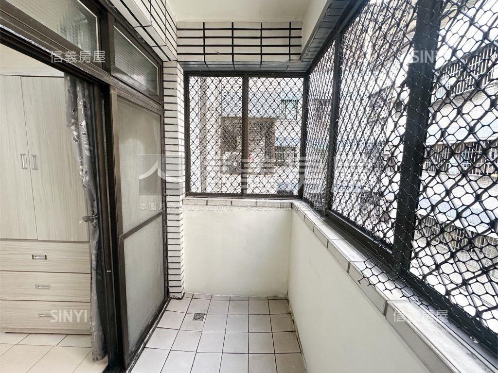 ３樓公寓。獨洗獨曬４套房房屋室內格局與周邊環境