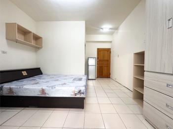 ３樓公寓。獨洗獨曬４套房