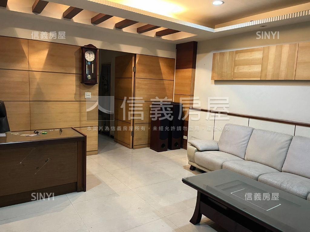 榮華富貴看這間榮華街透天房屋室內格局與周邊環境