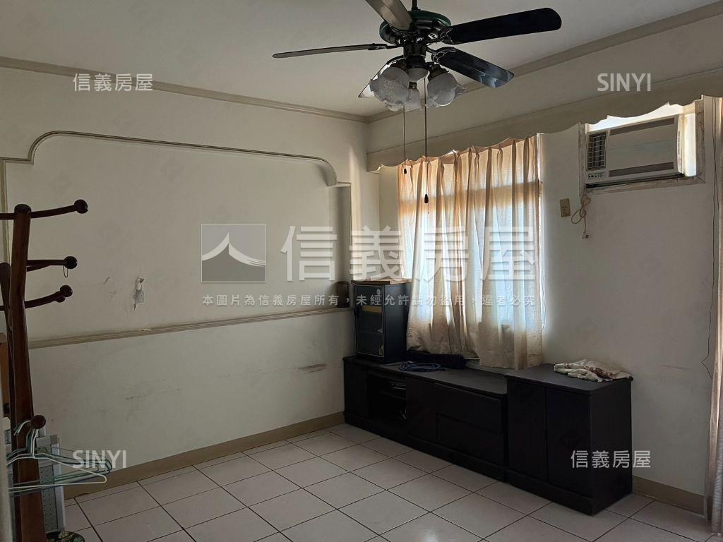 榮華富貴看這間榮華街透天房屋室內格局與周邊環境
