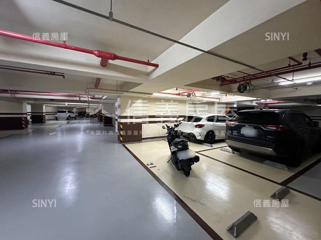 【大安硯】坡道平面車位房屋室內格局與周邊環境