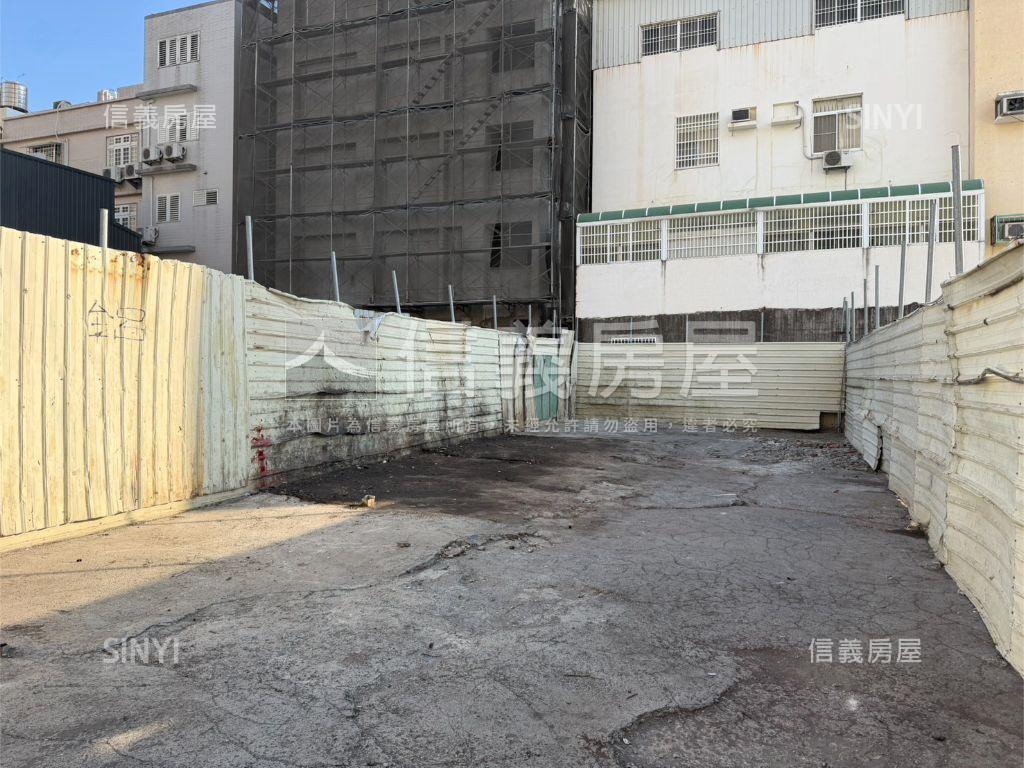 安平建平十一街土地房屋室內格局與周邊環境