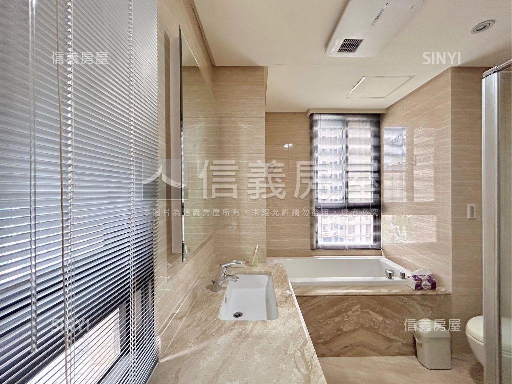 關新一極視野美三房車位房屋室內格局與周邊環境