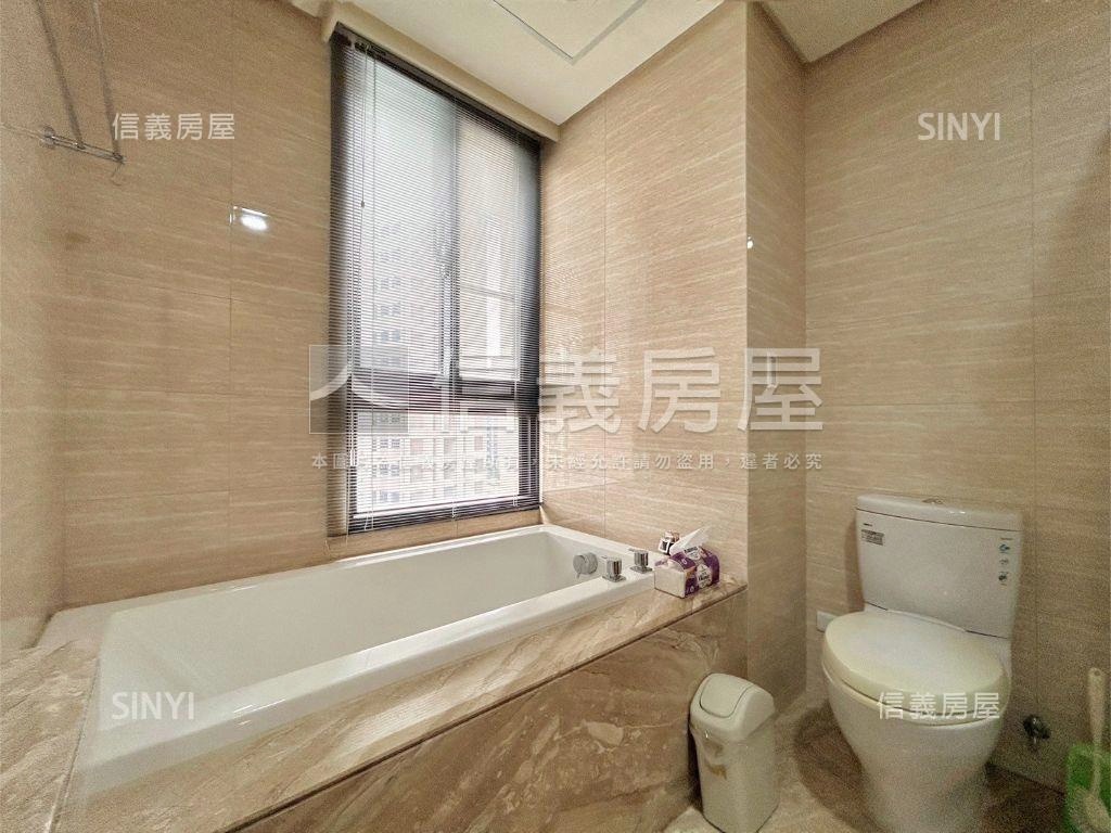 關新一極視野美三房車位房屋室內格局與周邊環境