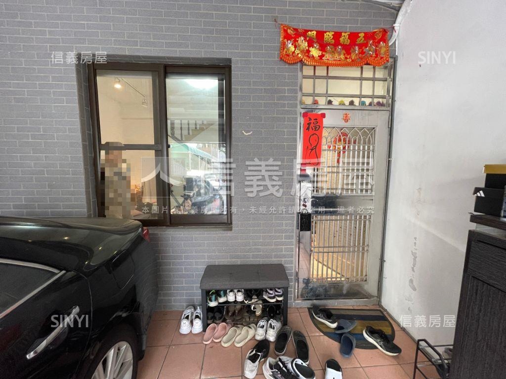 北屯．敦化公園旁前院透天房屋室內格局與周邊環境