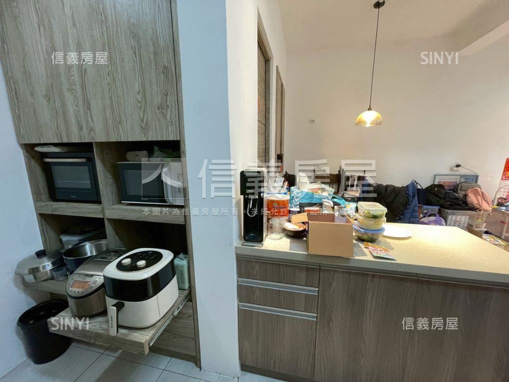 北屯．敦化公園旁前院透天房屋室內格局與周邊環境