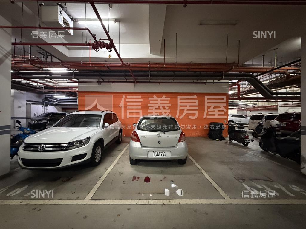 大鵬新城朝南三房平車房屋室內格局與周邊環境