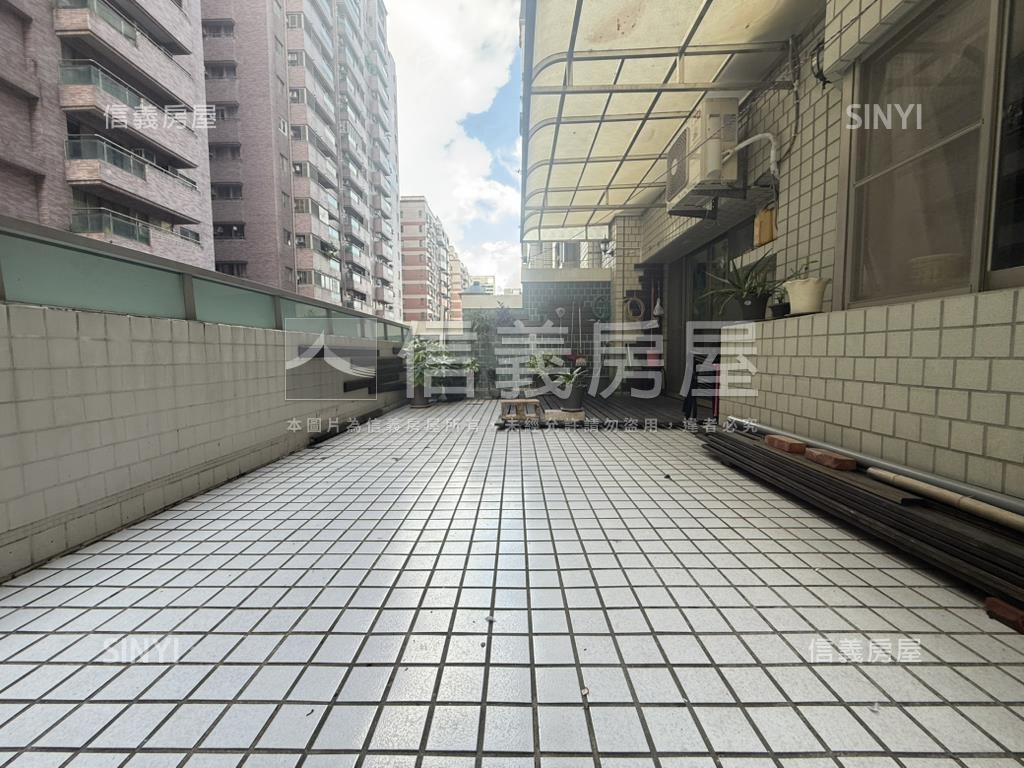 安平大間合法樓中樓附平車房屋室內格局與周邊環境