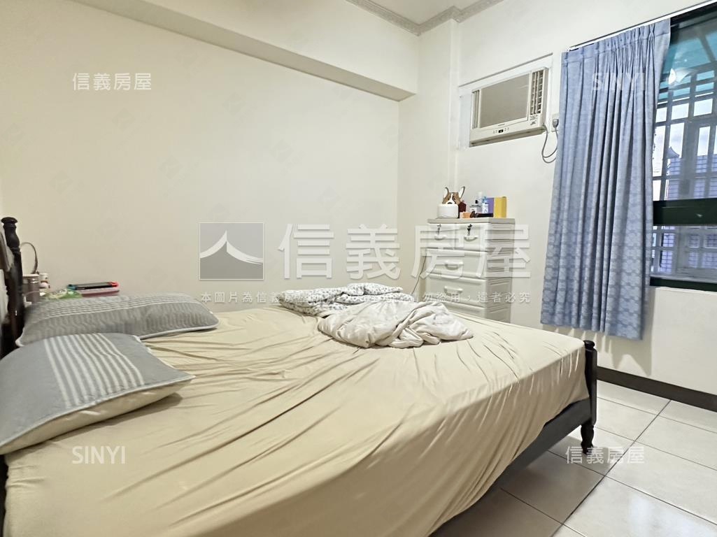 震後３房休旅車位房屋室內格局與周邊環境