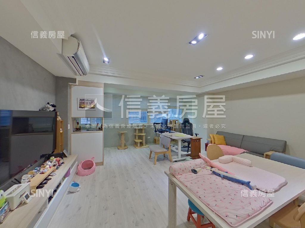 ★四維大廈裝潢四房車位房屋室內格局與周邊環境