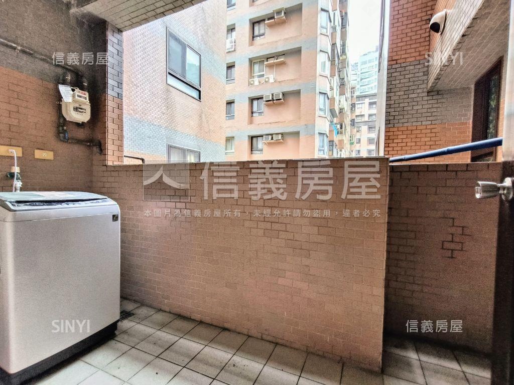 專任山海大地捷運美三房房屋室內格局與周邊環境