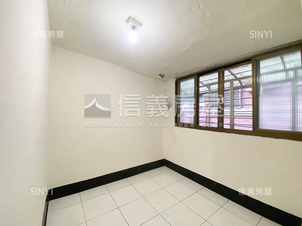 近頂溪站◆透天三房房屋室內格局與周邊環境