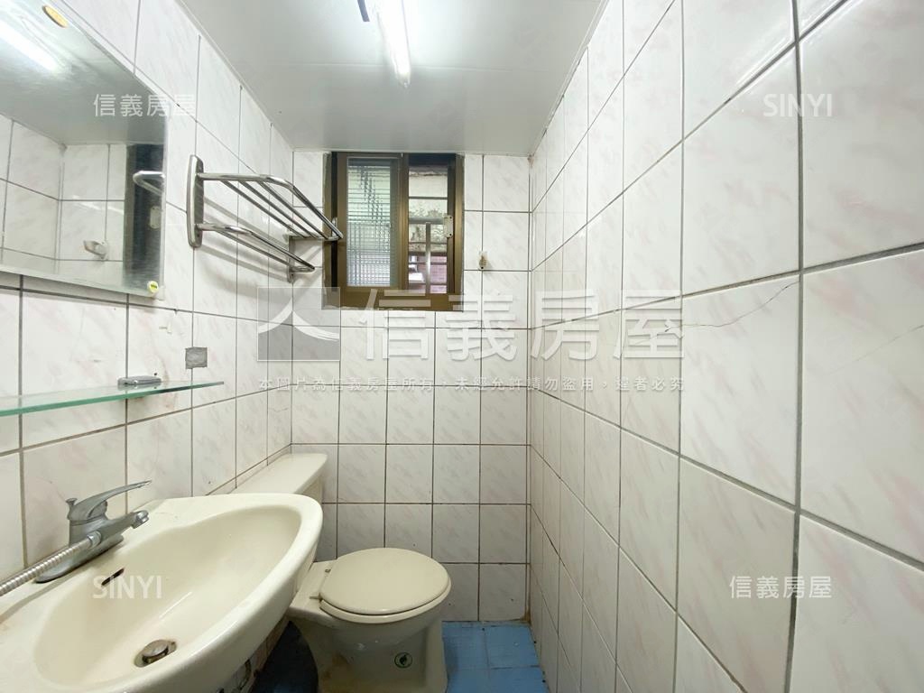 近頂溪站◆透天三房房屋室內格局與周邊環境