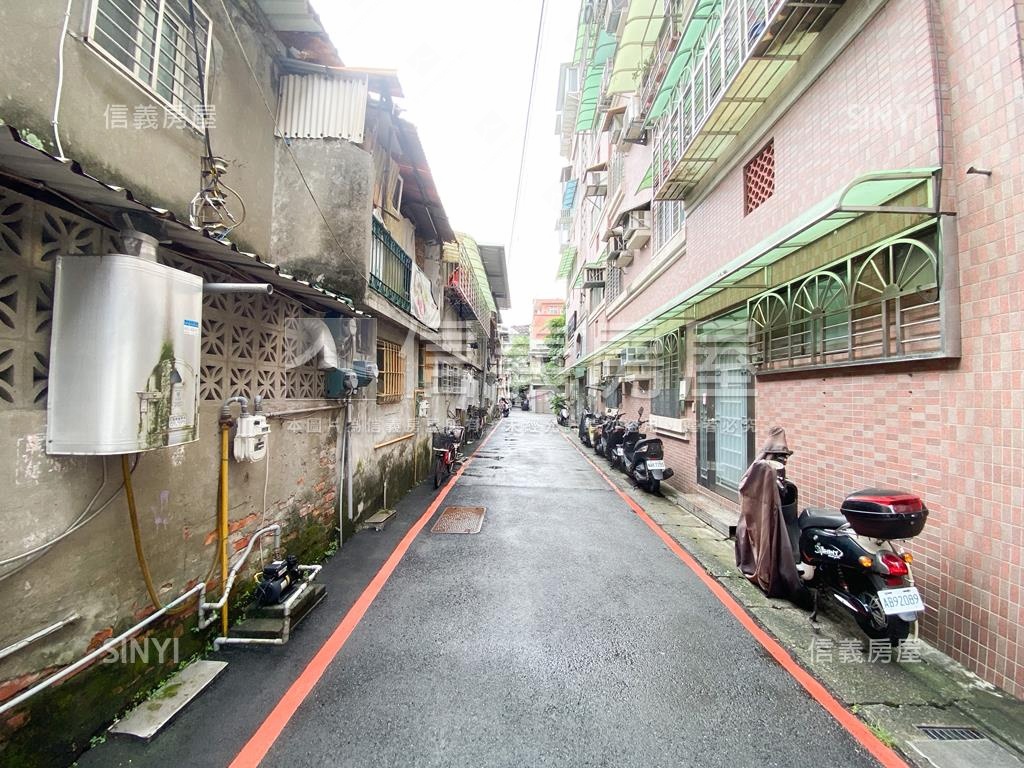 近頂溪站◆透天三房房屋室內格局與周邊環境