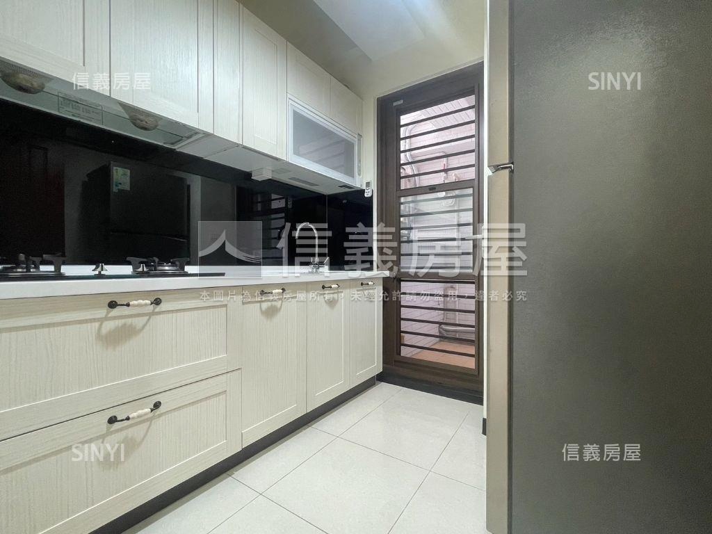 【皇政首席】景觀三房平車房屋室內格局與周邊環境