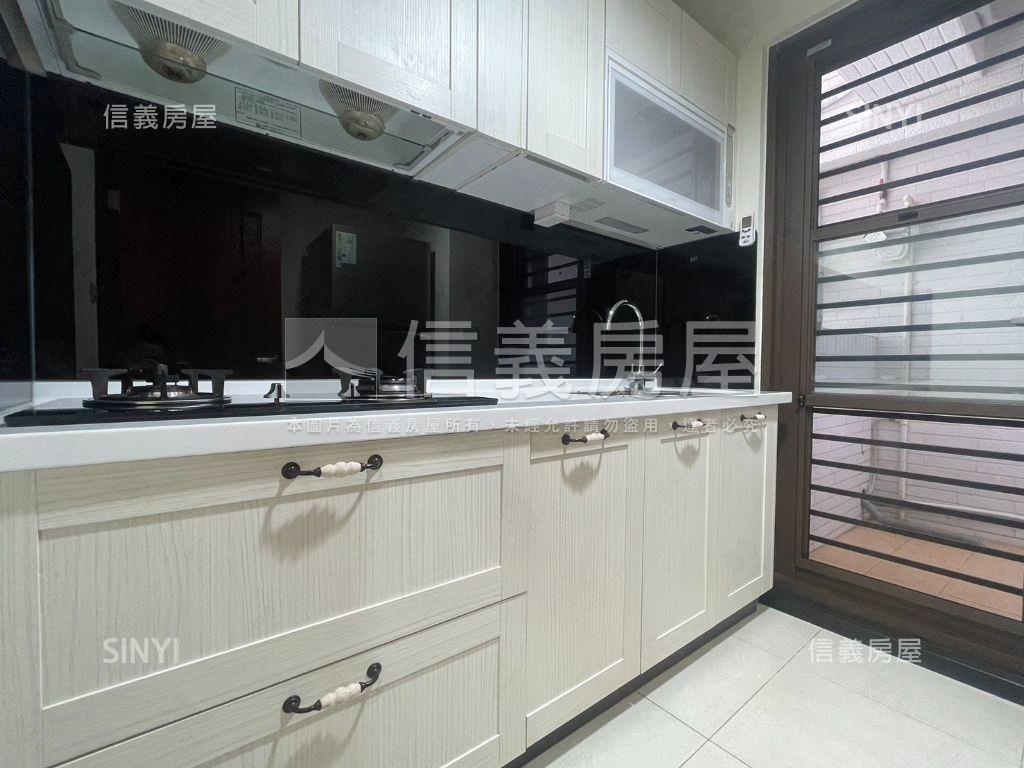 【皇政首席】景觀三房平車房屋室內格局與周邊環境