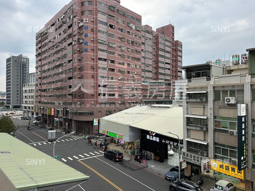 高鐵商圈三鐵共站四房平車房屋室內格局與周邊環境