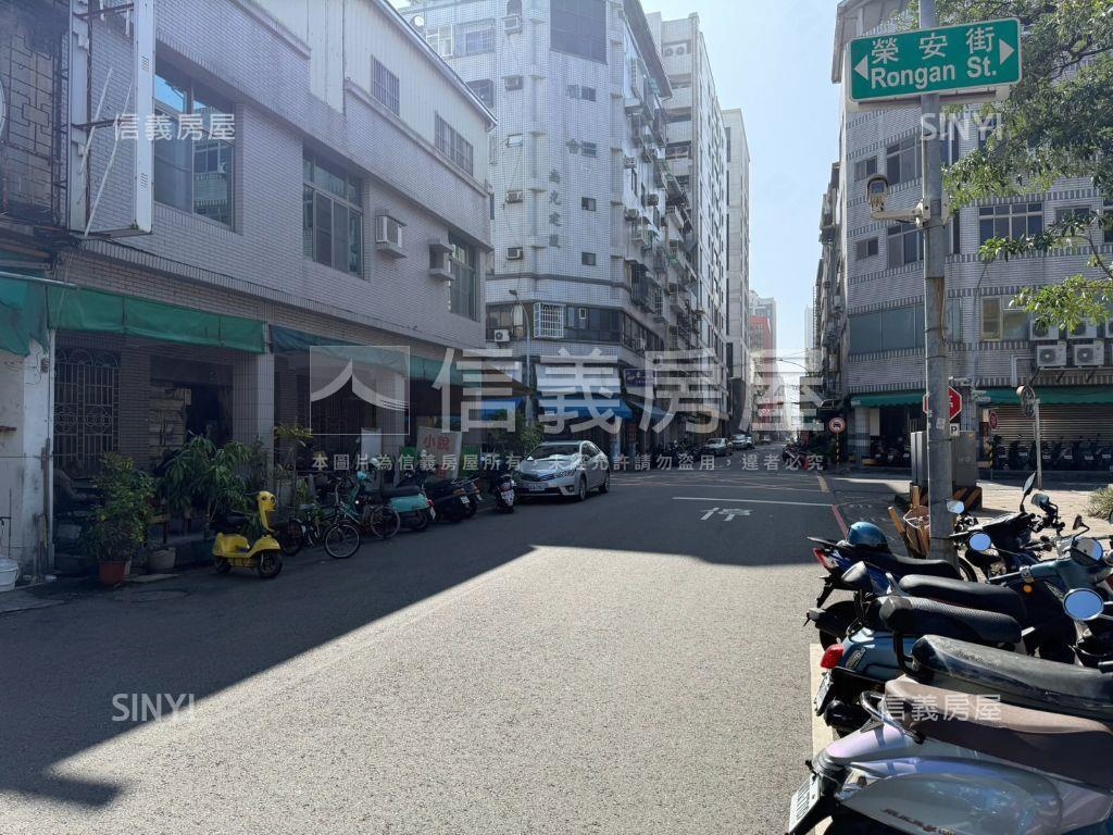 文武一街透天店面房屋室內格局與周邊環境